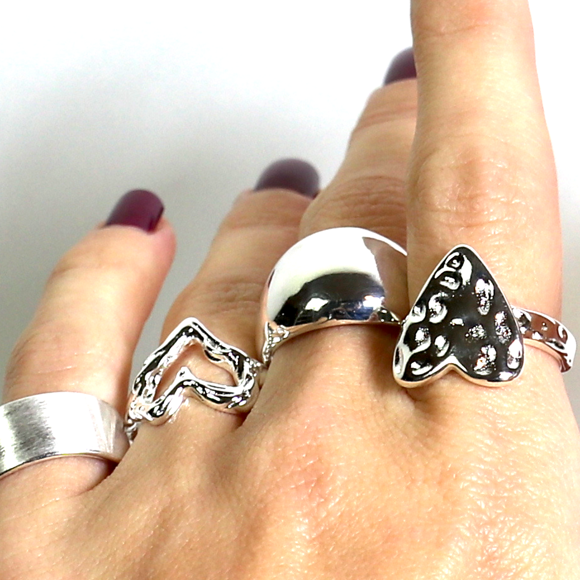 990 грн - 10 Crystals Silver Linda. Відправка у день замовлення. monopay.  Нова Пошта, Укрпошта.