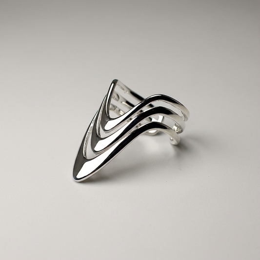 Срібна каблучка 925 проби ХЛОЕ V-форми з багатошаровим дизайном, регульована — 10 Crystals
