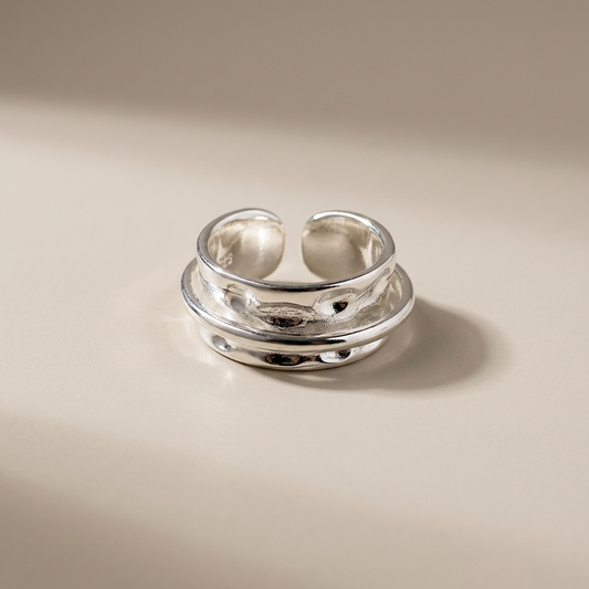 Срібна каблучка 925 проби КРІС з хвилеподібним дизайном, регульована — 10 Crystals
