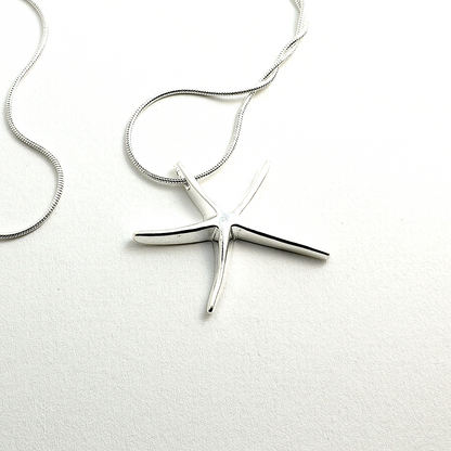 Підвіска срібна ЗІРКА - елегантний срібний ланцюжок з  кулоном від 10 Crystals  
