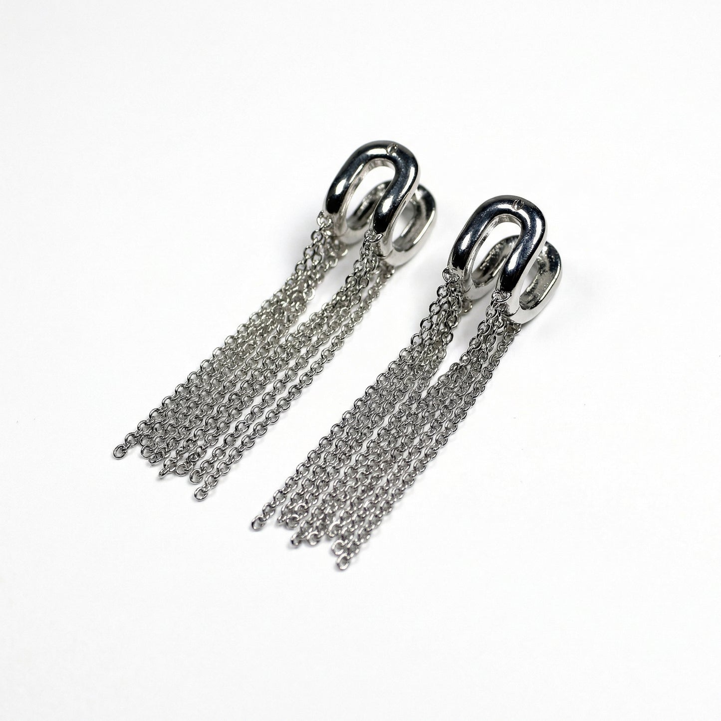 Срібні сережки з ланцюжками для жінок — 10 Crystals. Срібні кульчики з довгими  рухомими висюльками 6,5 см.