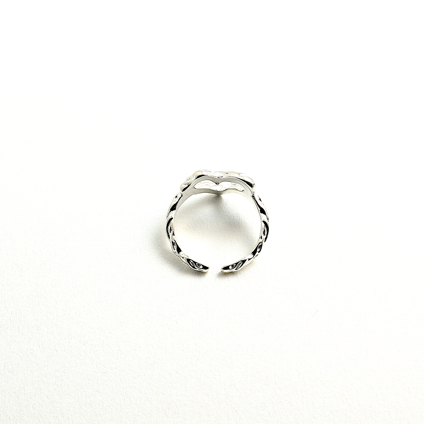 990 грн - Срібна каблучка 10 Crystals - В наявності. Відправка у день замовлення. monopay. Нова Пошта, Укрпошта. Доставка Київ, Львів, Дніпро - вся Україна.