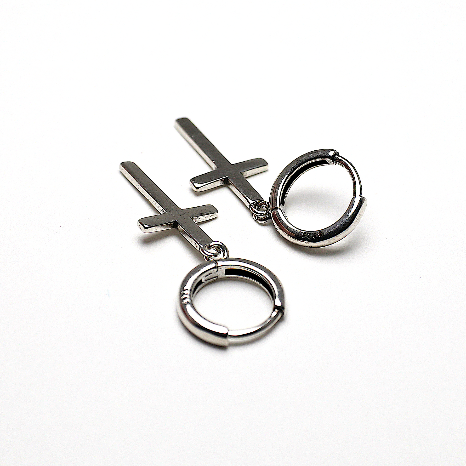 770 грн - Срібні хрестики ЛЮСІ від 10 Crystals Україна. В наявності. Відправка у день замовлення. monopay. Нова Пошта, Укрпошта. 