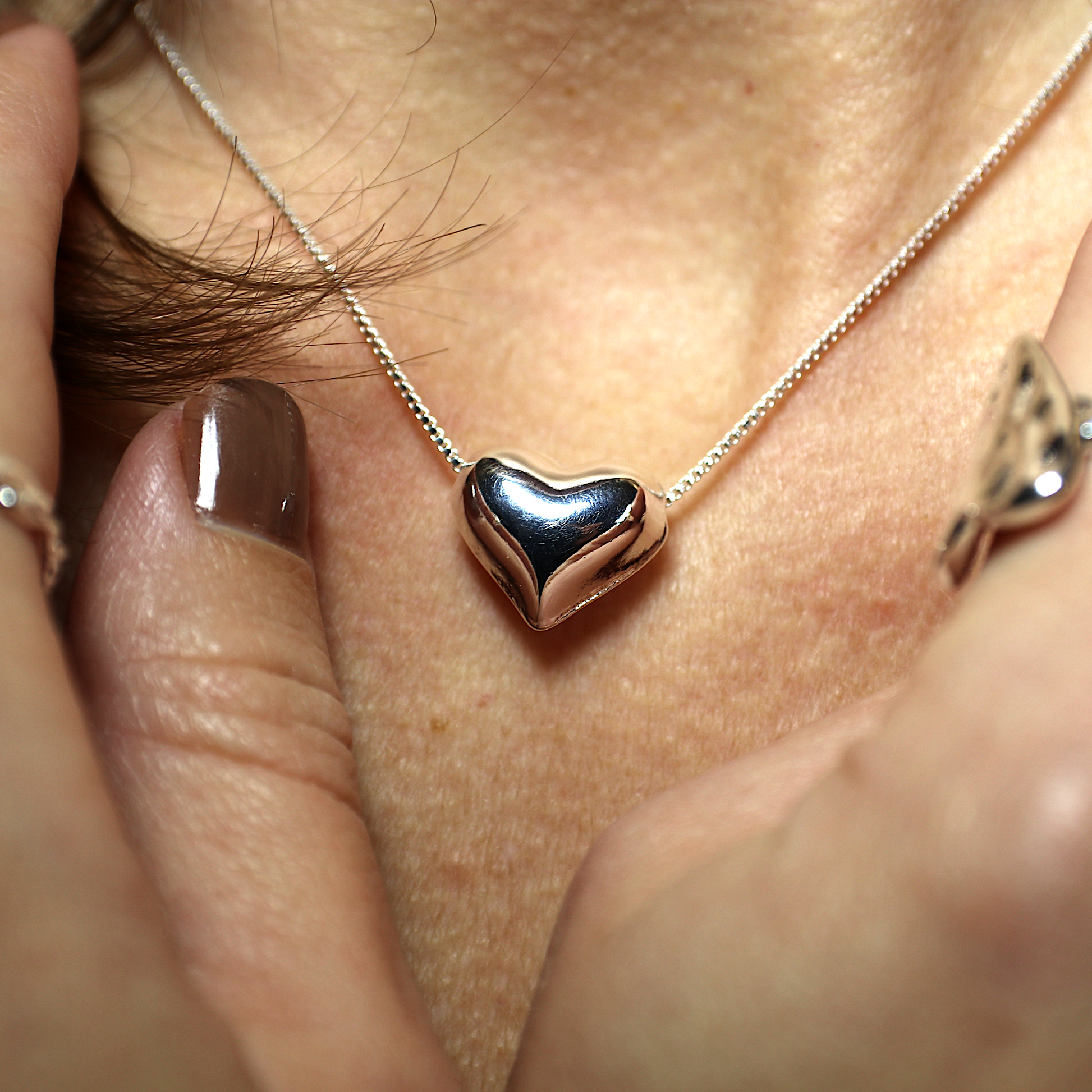 770 грн - Срібний кулон серце - 10 Crystals - Киів, Дніпро - В наявності. Відправка у день замовлення. monopay. Нова Пошта, Укрпошта. Доставка Одеса, Львів - вся Україна.