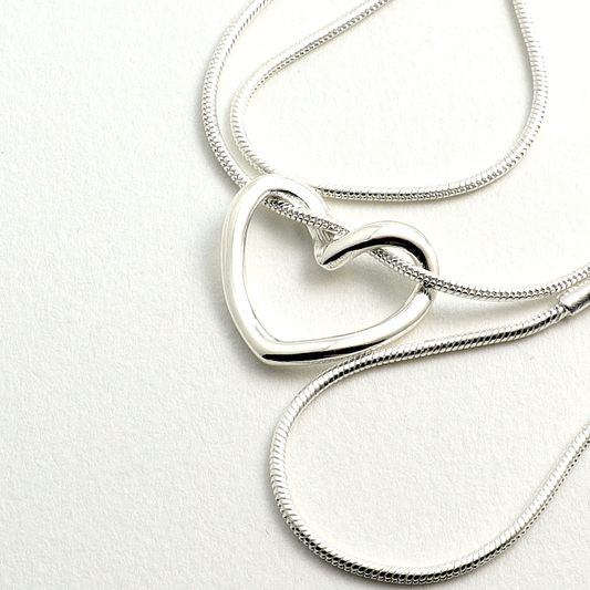 890 грн - Кулон Срібло 925 Серце - 10 Crystals - Киів, Дніпро - В наявності. Відправка у день замовлення. monopay. Нова Пошта, Укрпошта. Доставка Одеса, Львів - вся Україна.