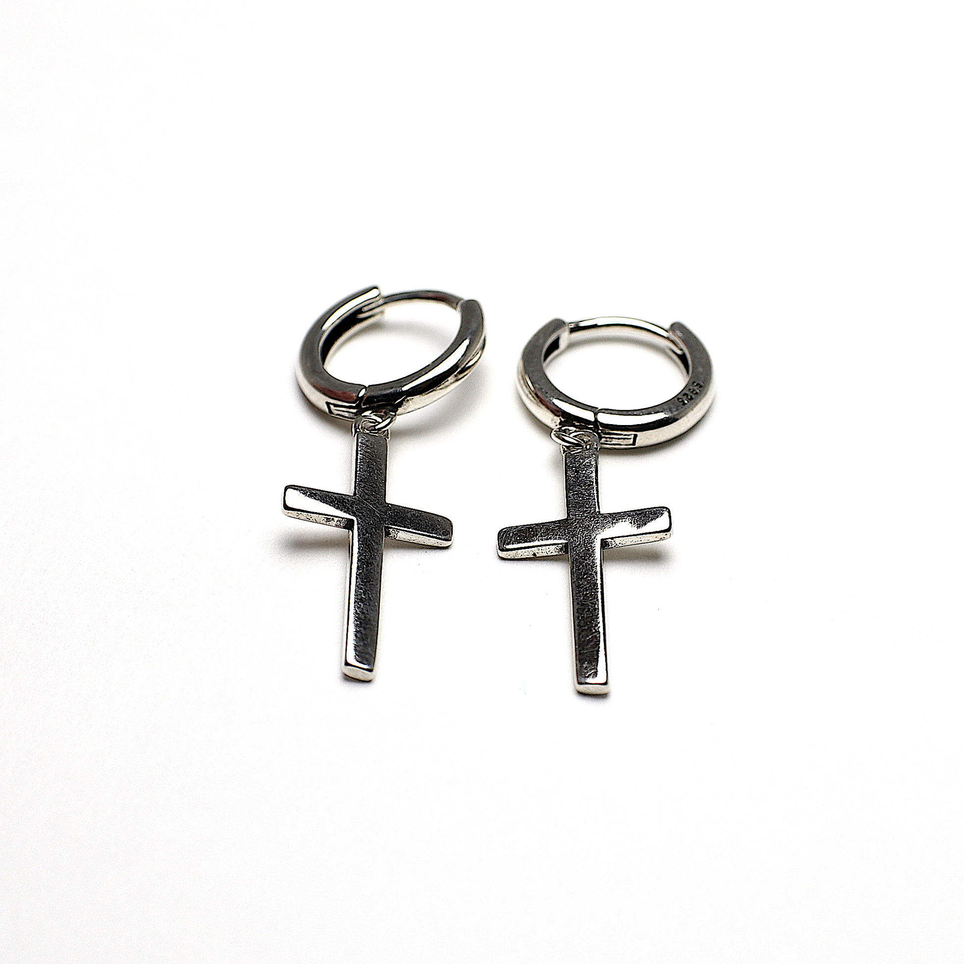 770 грн - Срібні сережки ЛЮСІ від 10 Crystals - В наявності. Відправка у день замовлення. monopay. Нова Пошта, Укрпошта. 