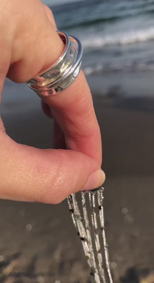 Срібні сережки-кільця конго 925 проби з рухомими довгими ланцюжками — детальне відео де показані сережки кільця срібні з ланцюжками