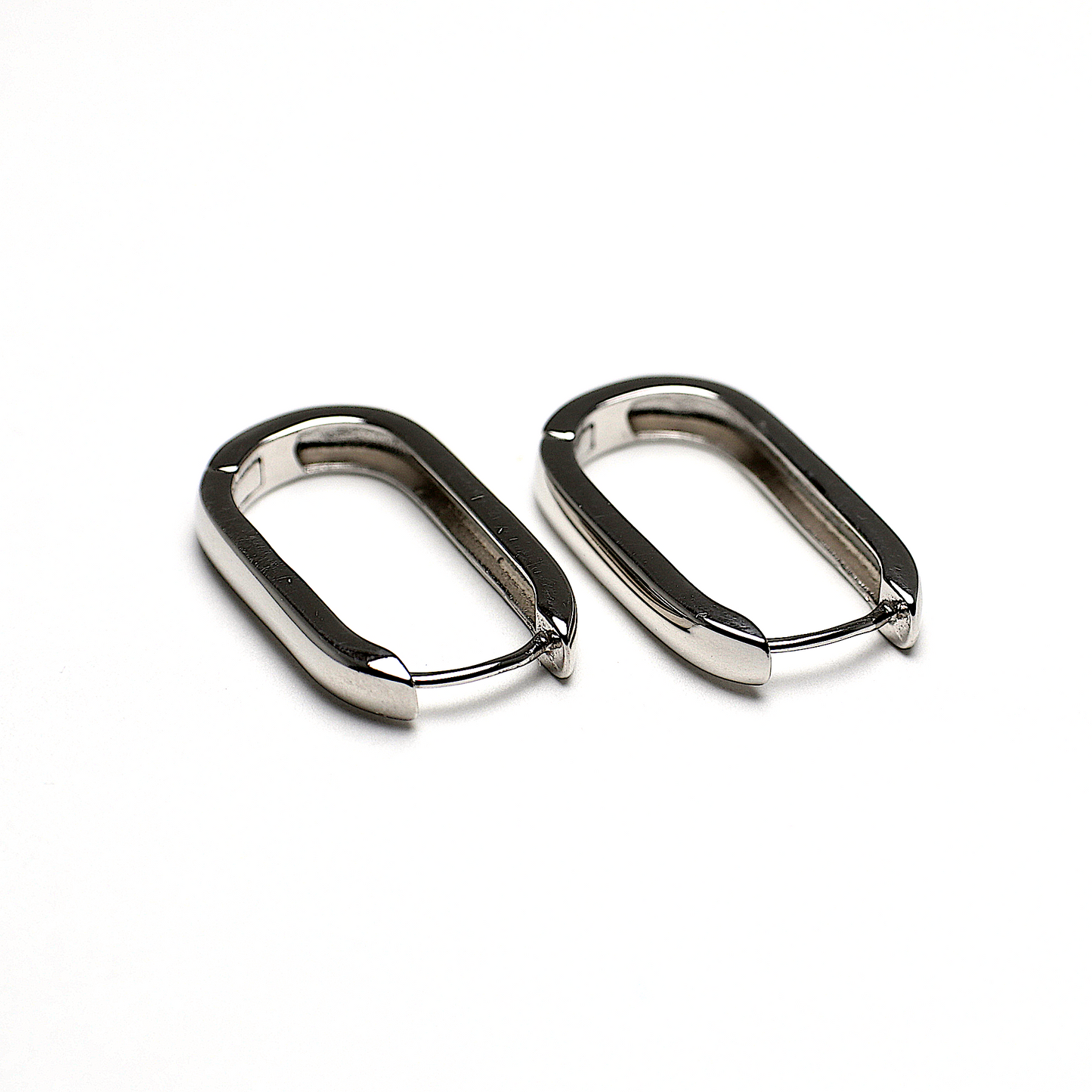 990 грн - Серьги из серебра в Харькове 10 Crystals - Киів, Дніпро - В наявності. Відправка у день замовлення. monopay. Нова Пошта, Укрпошта. Доставка Одеса, Львів - вся Україна.