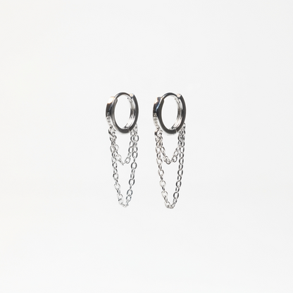 Срібні сережки конго з рухомими ланцюжками Злата. Міцна та зручна застібка. Безкоштовна доставка по Україні. Швидке відправлення.