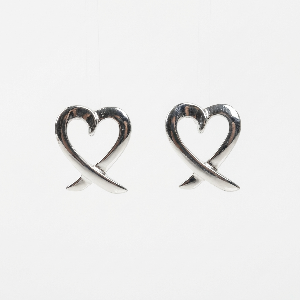Срібні пусети сердечки — це сережки у формі сердечок. Купити срібні сердечка з безкоштовною доставкою по Україні. Відправлення у день замовлення.