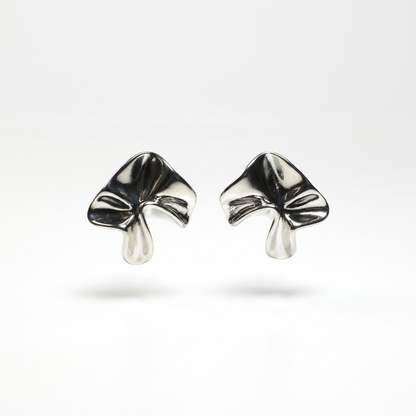 Великі срібні сережки пусети. Масивні, але невагомі. Безкоштовна доставка по Україні. Відправлення у день замовлення.