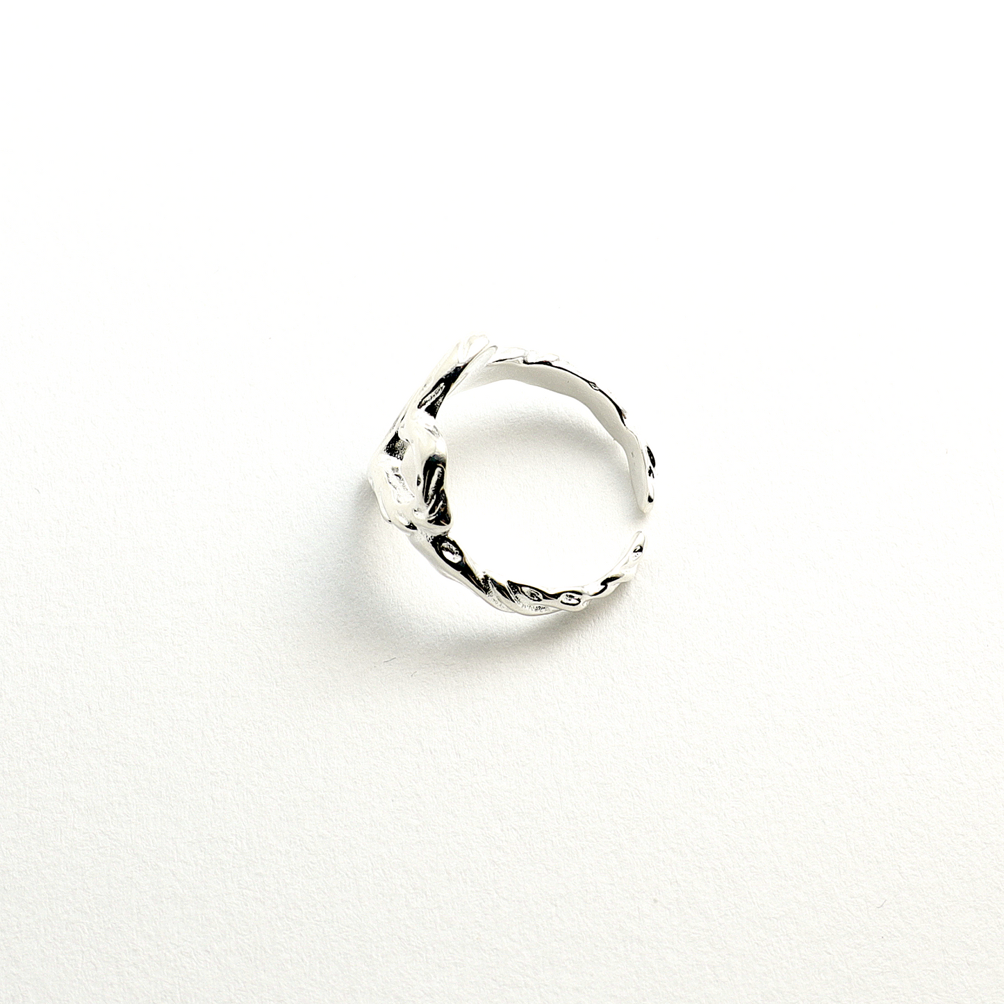 990 грн - Серебряное кольцо 10 Crystals - В наявності. Відправка у день замовлення. monopay. Нова Пошта, Укрпошта. 